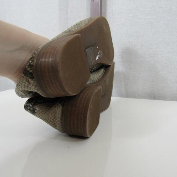 Lucky Brand Size 9 Snake Cut-Out Side Cahill Almond Toe Slip On Leather Flats - Picture 13 of 13